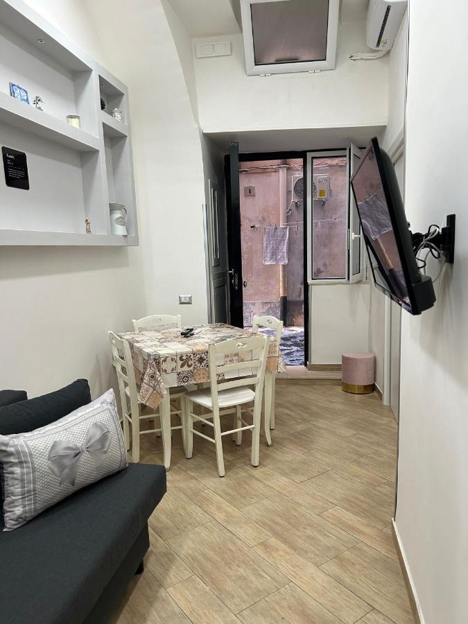 Апартаменты House Gio Gio' Неаполь Экстерьер фото